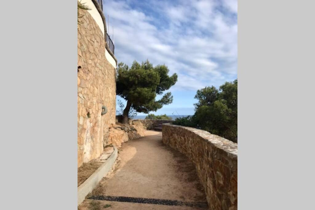 Nuevo Apartamento Moderno Elisa - a 80 metros de la playa para 5 personas Sant Feliu de Guíxols Exterior foto