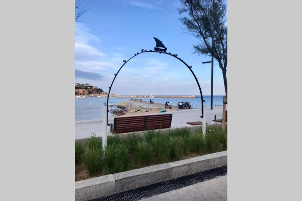 Nuevo Apartamento Moderno Elisa - a 80 metros de la playa para 5 personas Sant Feliu de Guíxols Exterior foto